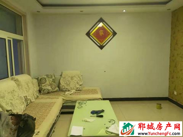 千禧名城 3室2厅 120平米 简单装修 1200元/月